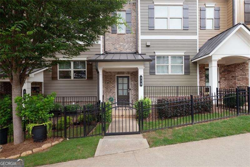 318 LANTANA Lane Woodstock - 3