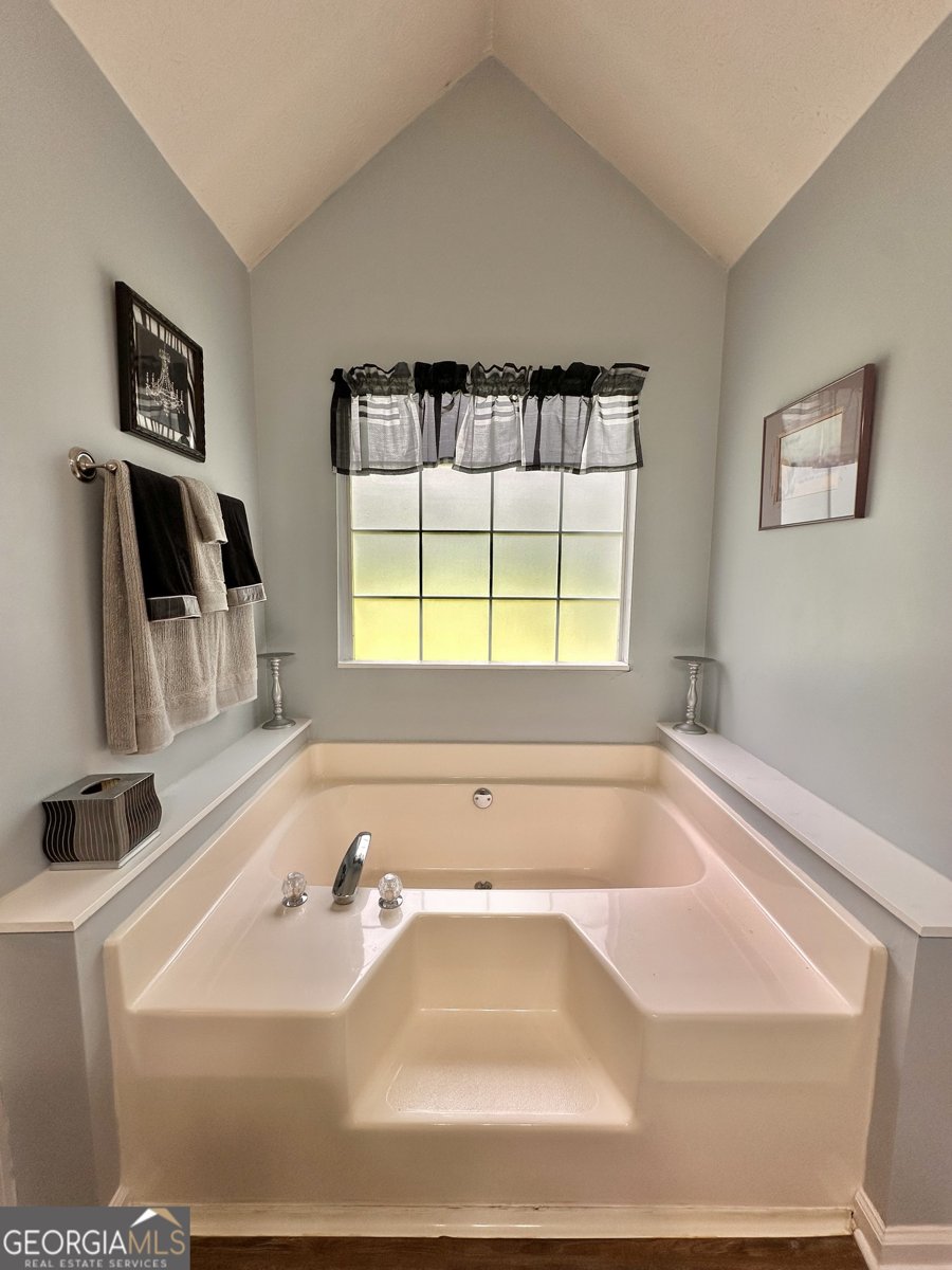 150 Willow Shoals Drive Covington - 33