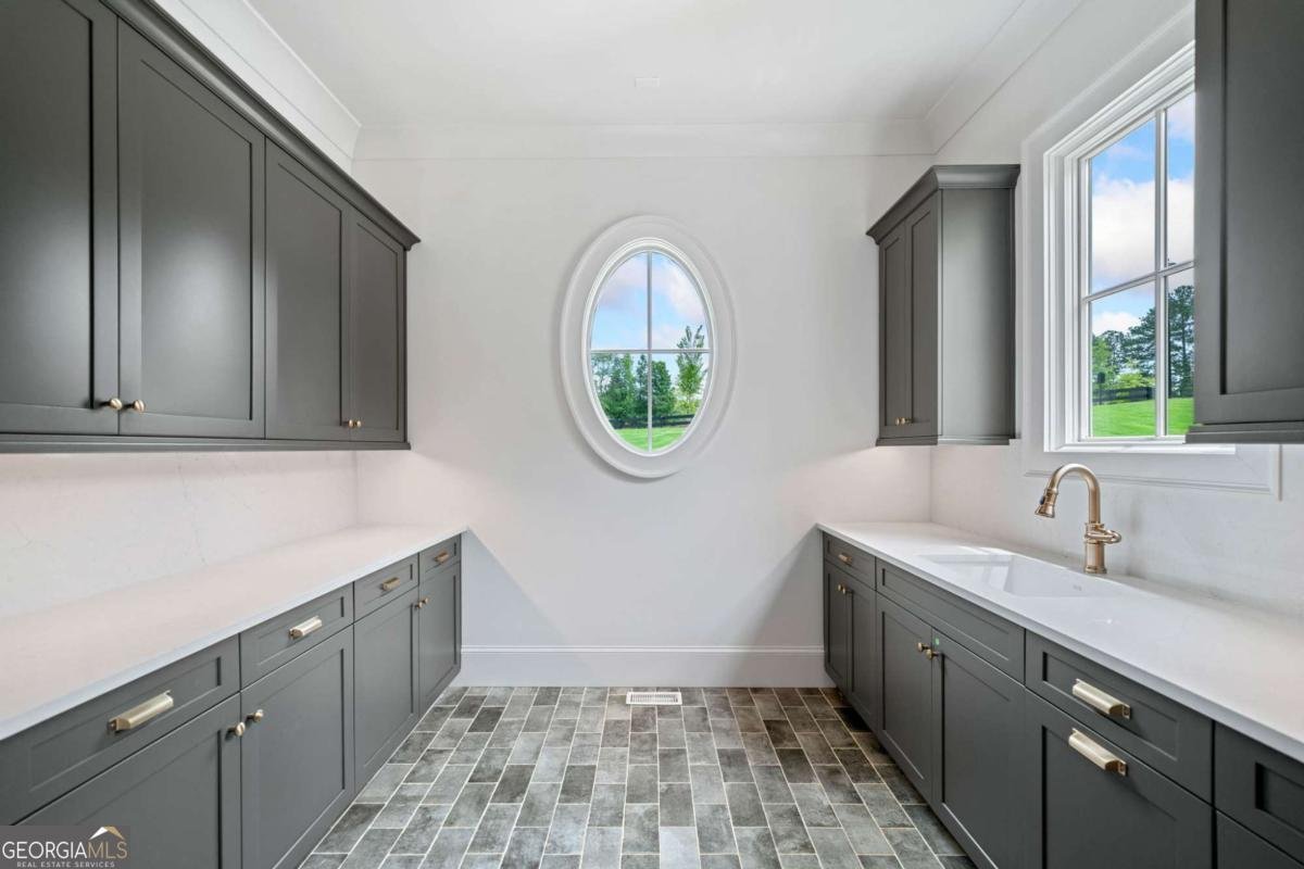 615 Claxton Lane Milton - 40