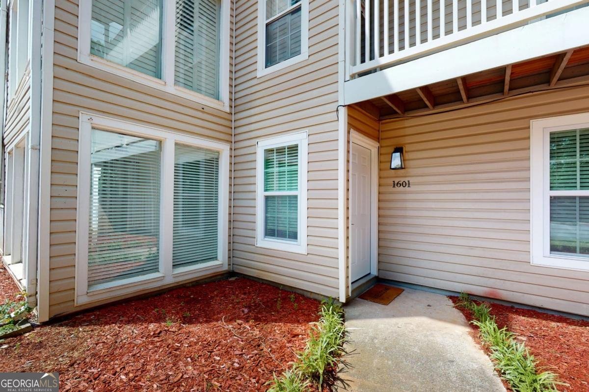 1601 Augusta Drive Marietta - 25