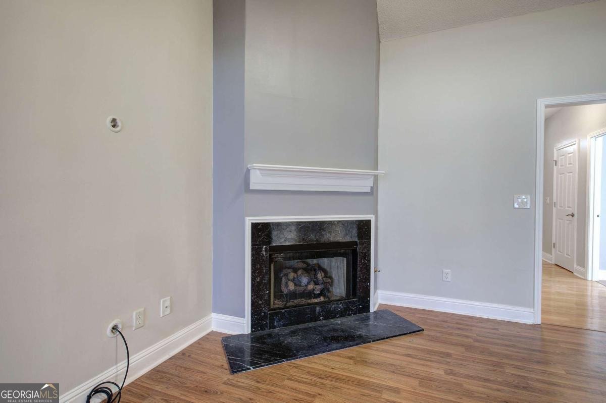 2500 ROSEHILL Circle Lithia Springs - 11