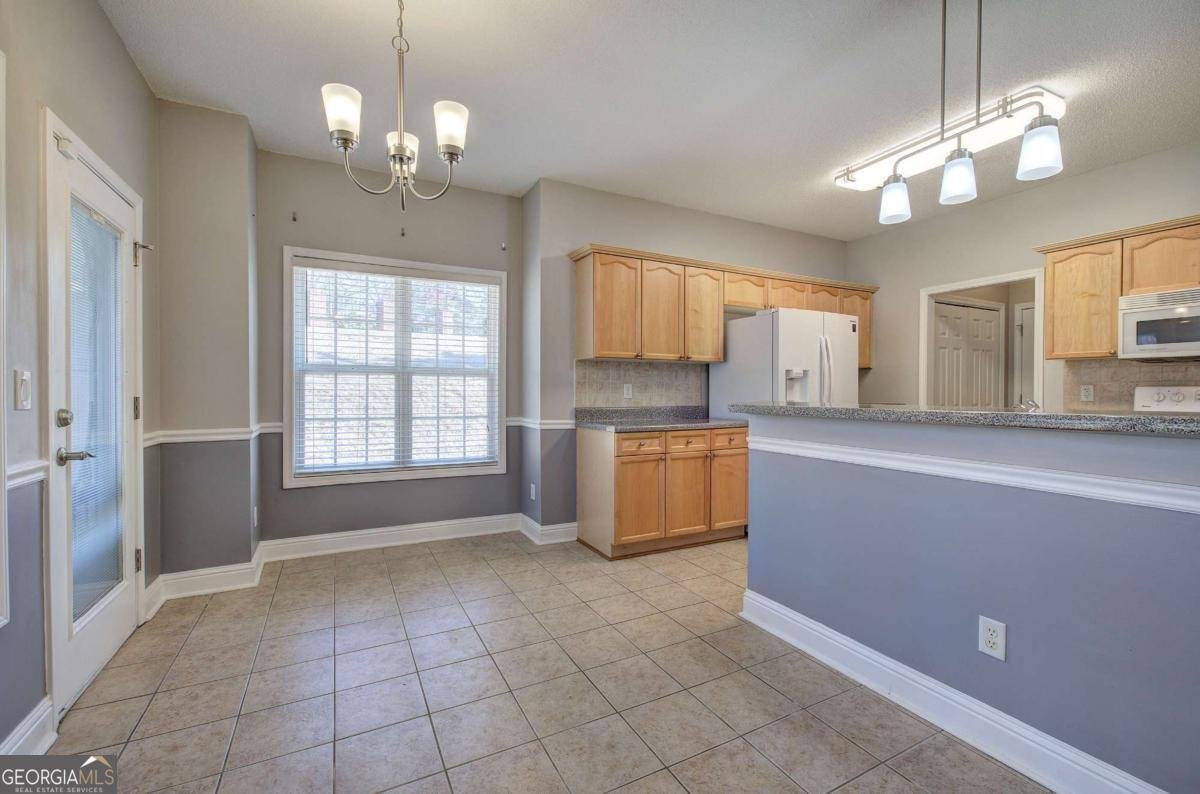 2500 ROSEHILL Circle Lithia Springs - 13