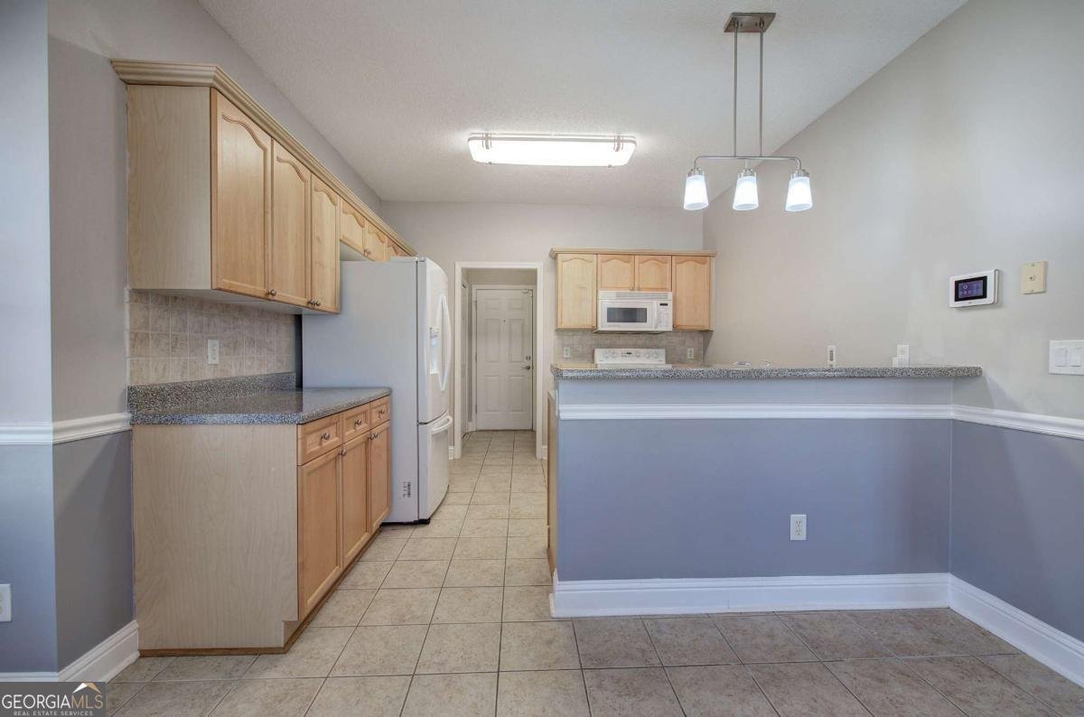2500 ROSEHILL Circle Lithia Springs - 14