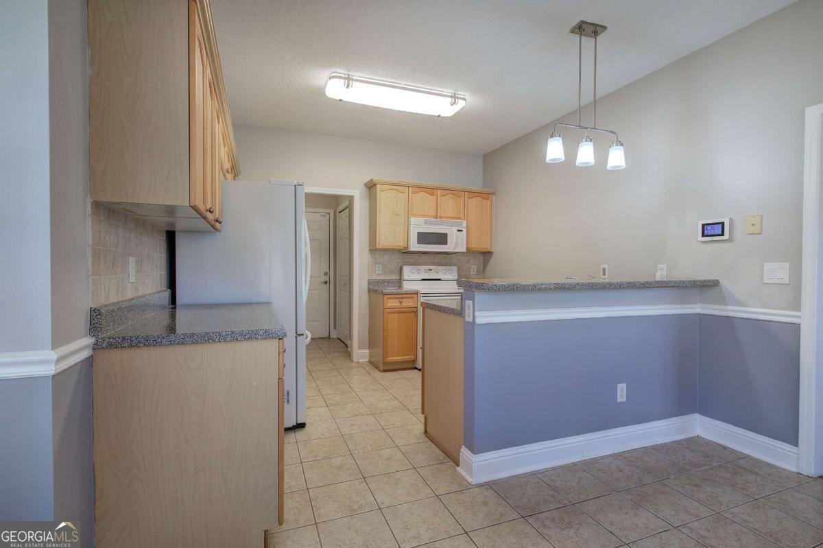 2500 ROSEHILL Circle Lithia Springs - 16
