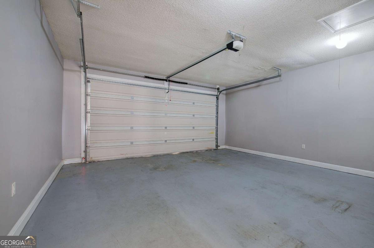 2500 ROSEHILL Circle Lithia Springs - 24