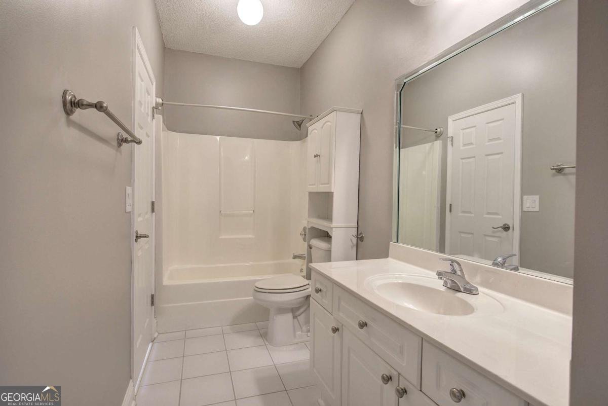 2500 ROSEHILL Circle Lithia Springs - 32