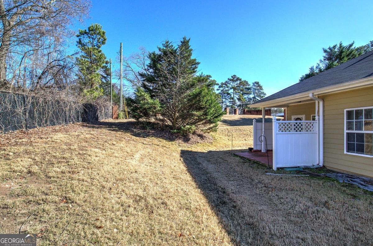 2500 ROSEHILL Circle Lithia Springs - 35