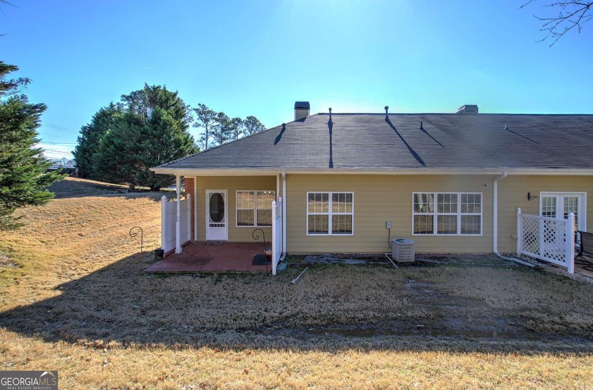 2500 ROSEHILL Circle Lithia Springs - 37