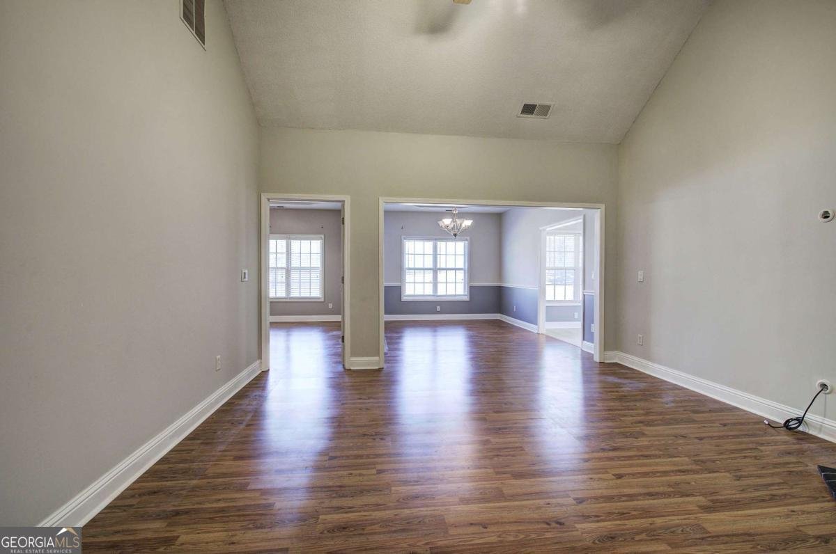 2500 ROSEHILL Circle Lithia Springs - 4