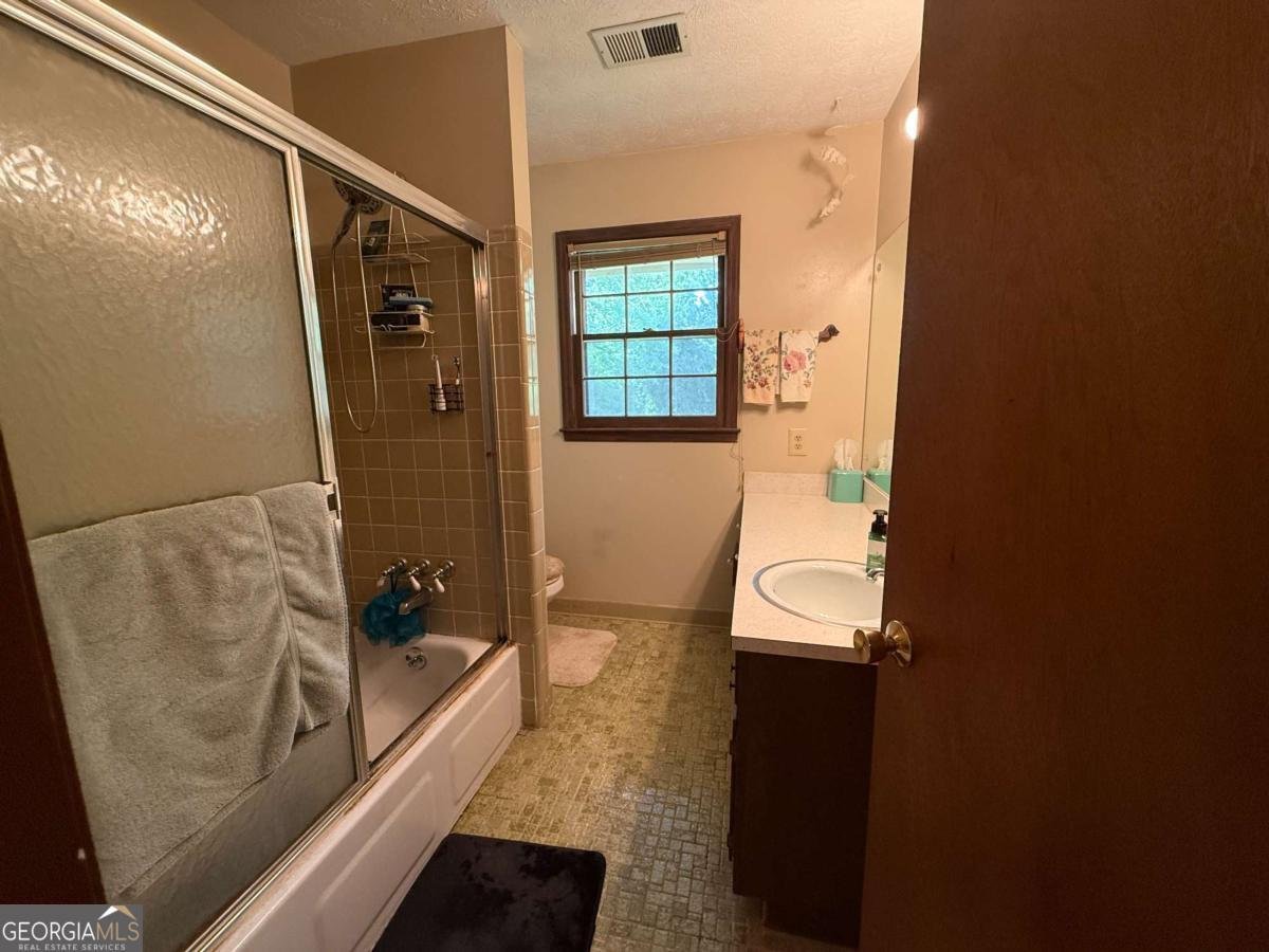 1046 Waterside Drive Conyers - 13