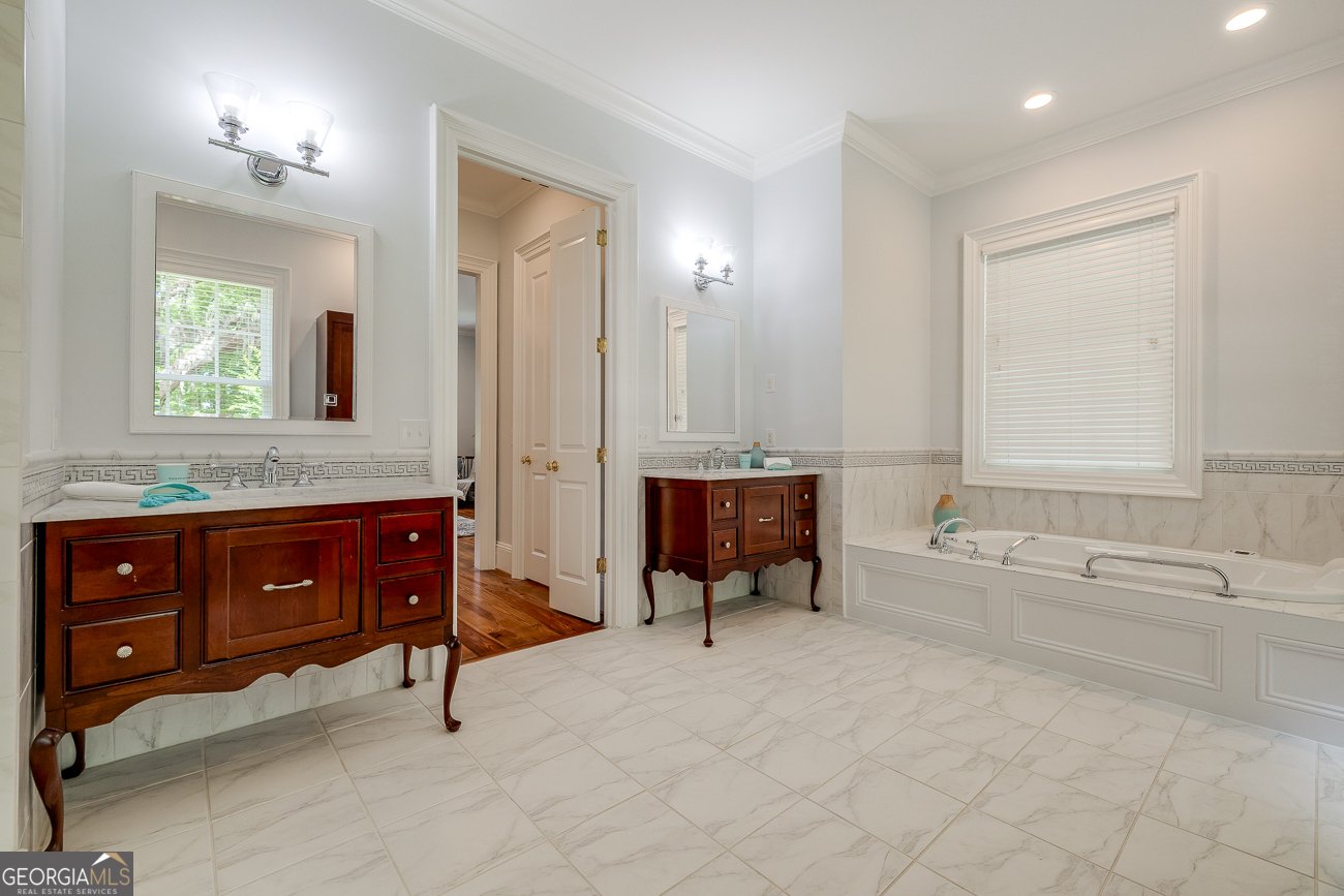36 Belted Kingfisher Lane Richmond Hill - 44