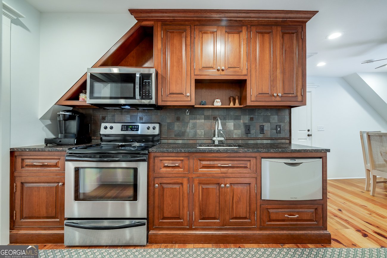 36 Belted Kingfisher Lane Richmond Hill - 82