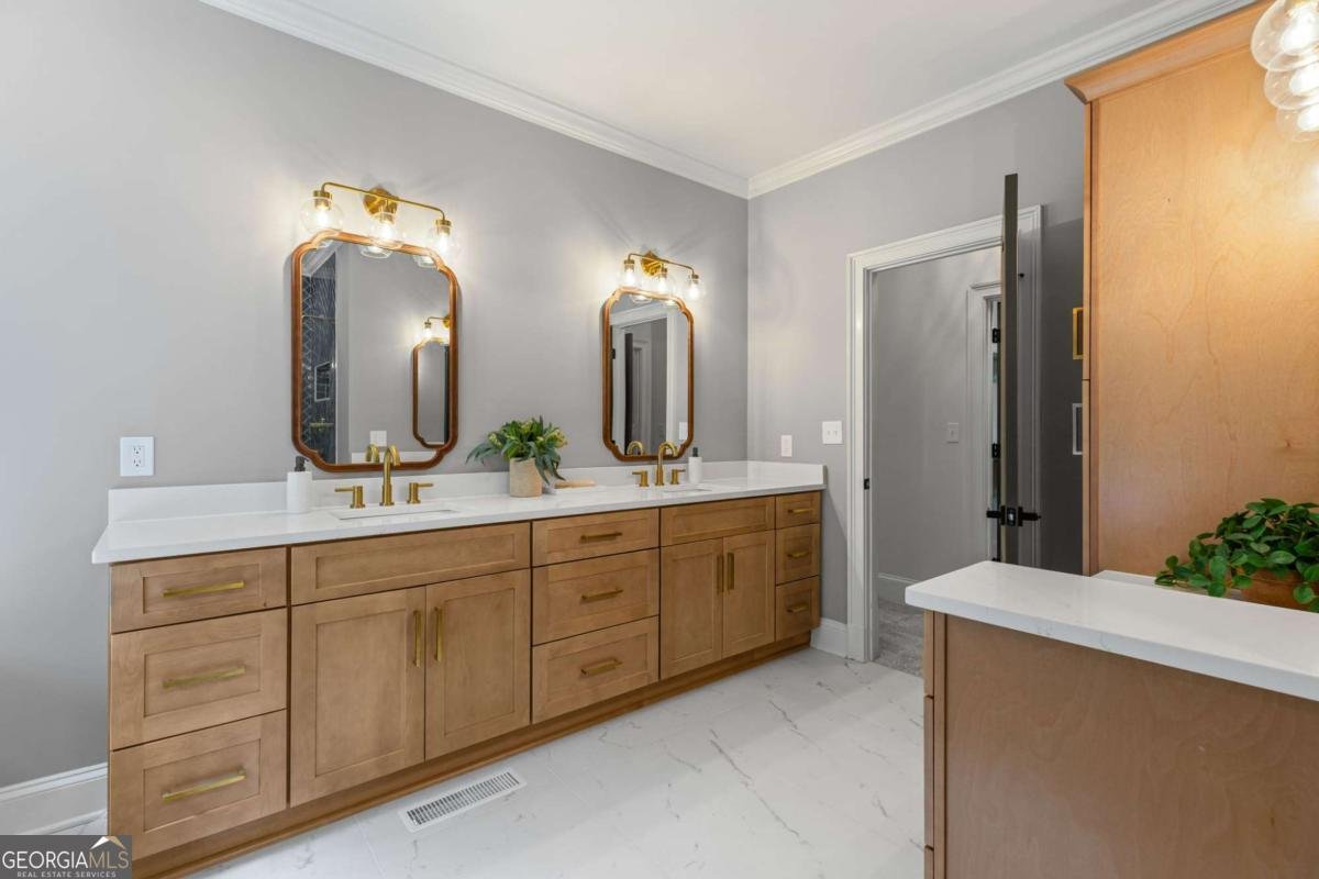 12995 Bucksport Drive Roswell - 33