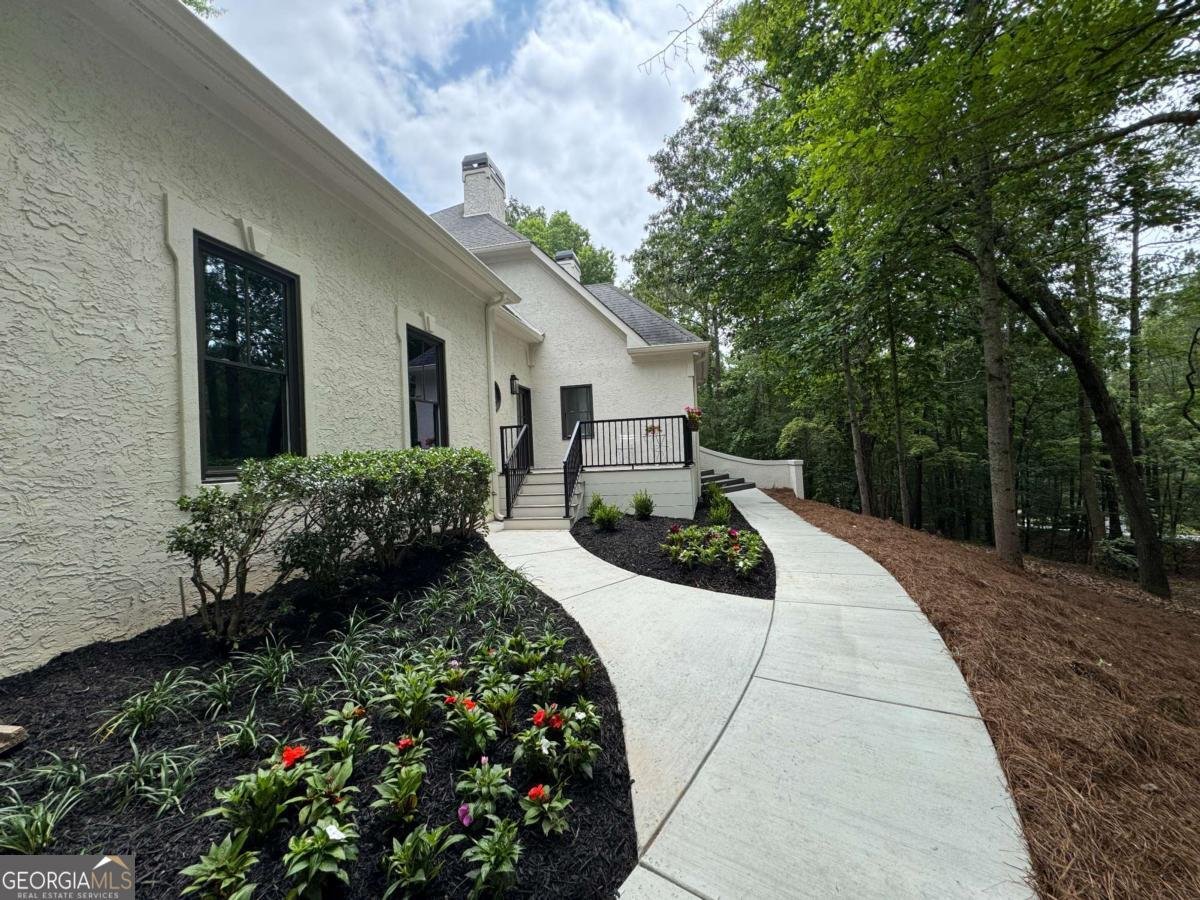 12995 Bucksport Drive Roswell - 6