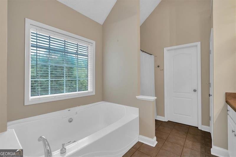 345 RIVERSTONE Drive Hiram - 34