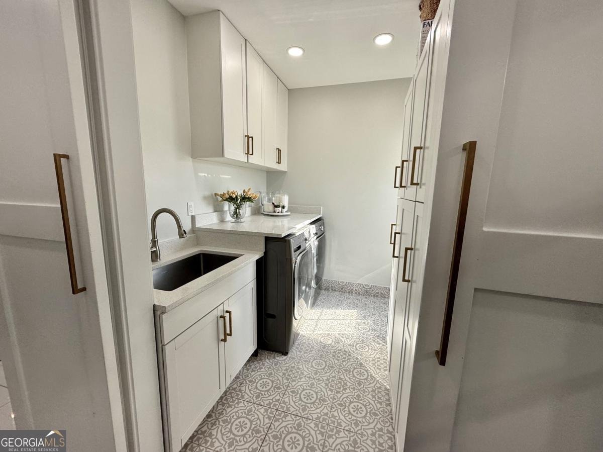 3011 Flat Shoals Road Conyers - 30