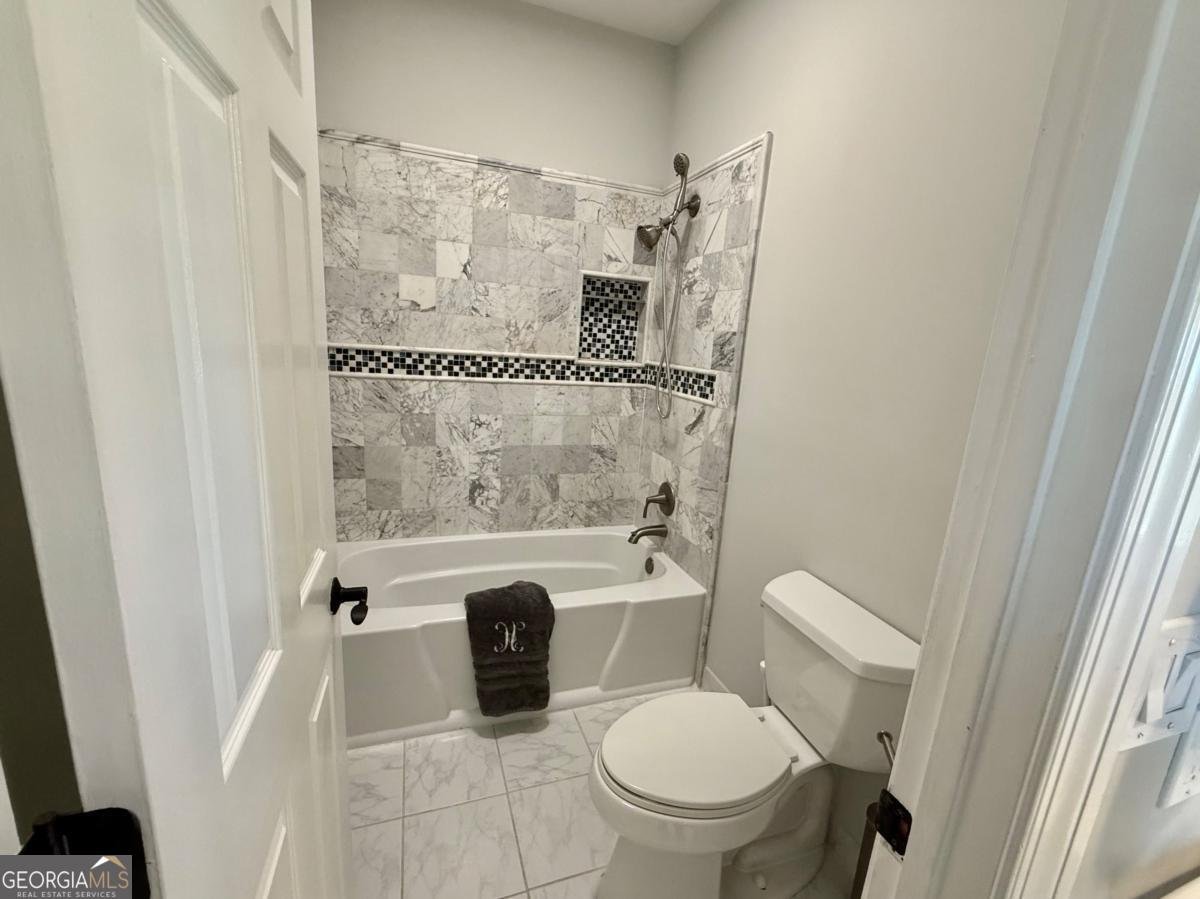 3011 Flat Shoals Road Conyers - 45