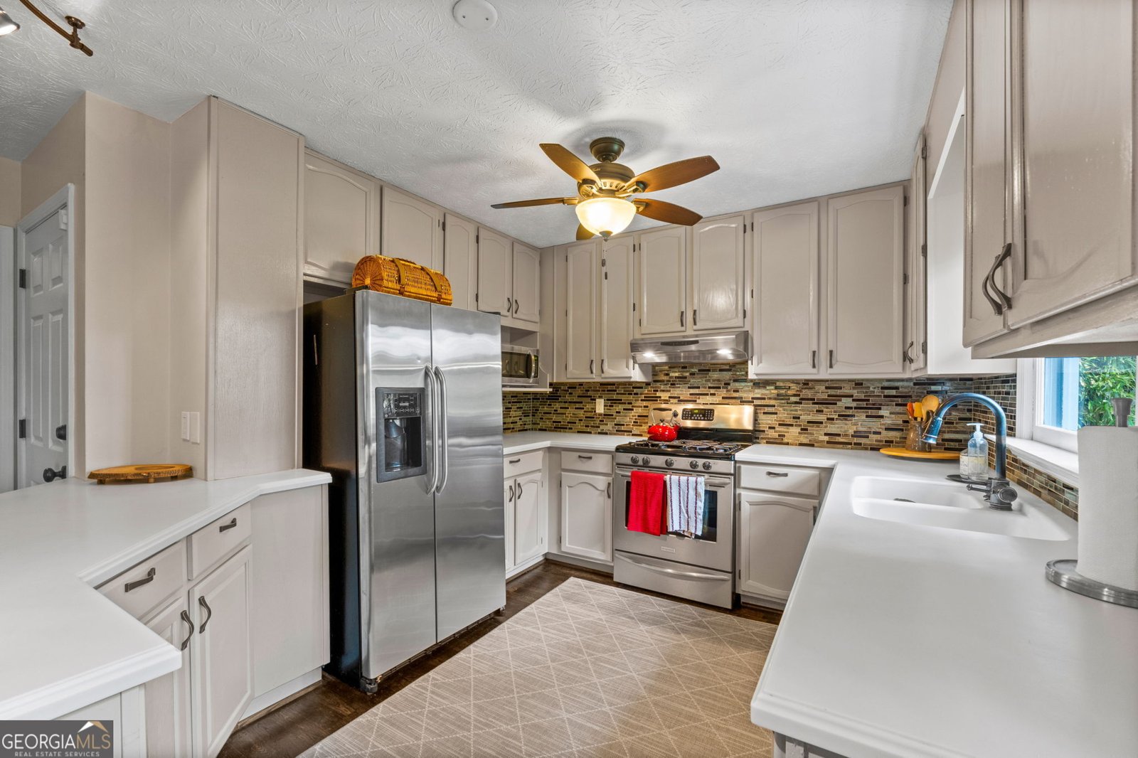 610 Lake Drive Snellville - 19
