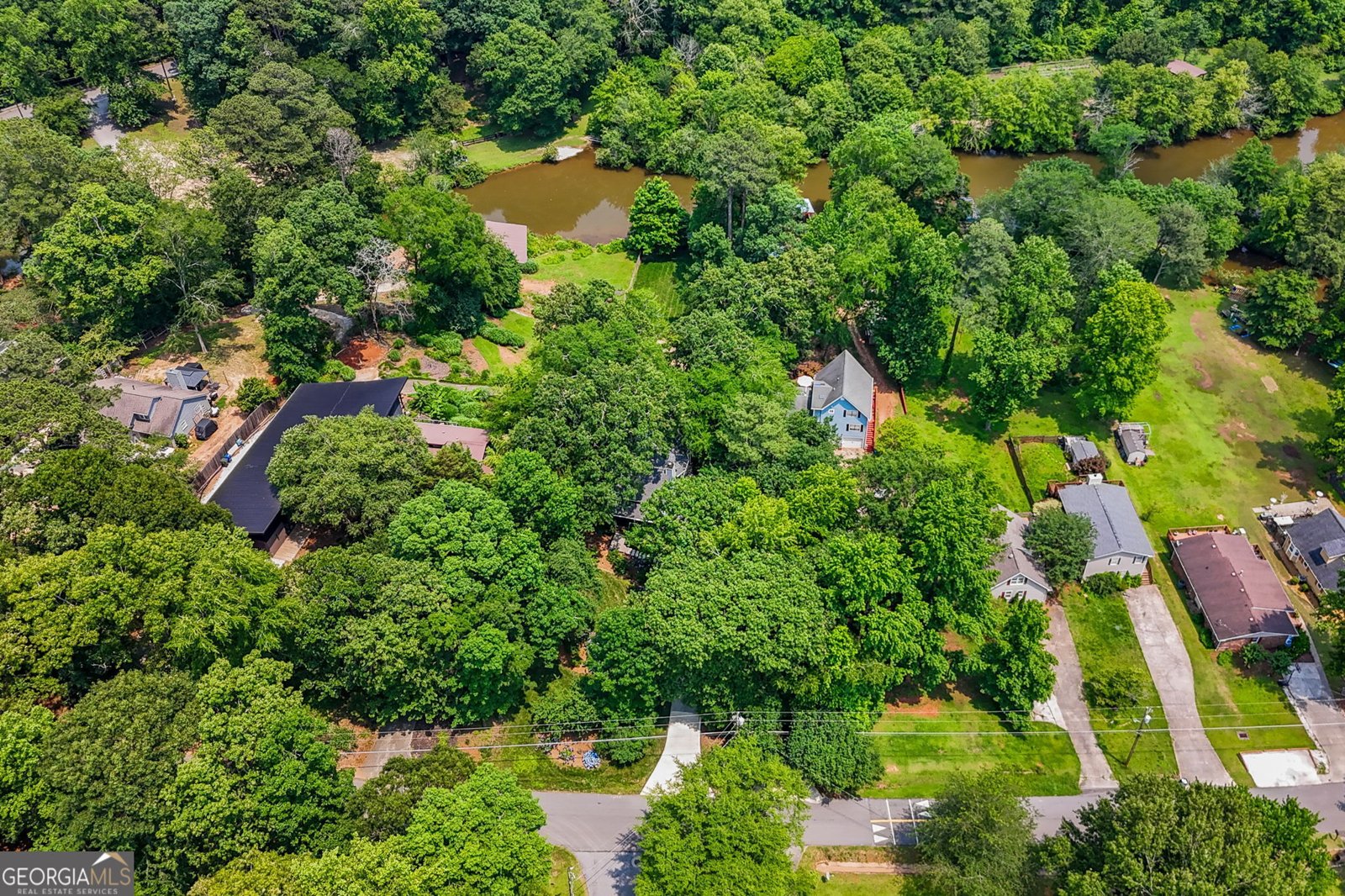610 Lake Drive Snellville - 45