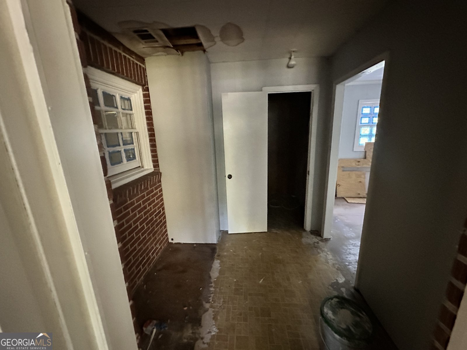 522 4th Street Extension Manchester - 11