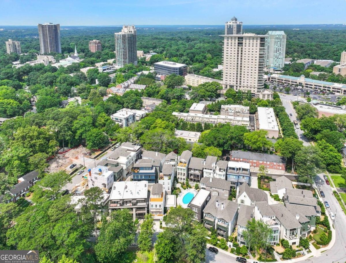 67 Delmont Drive Atlanta - 75