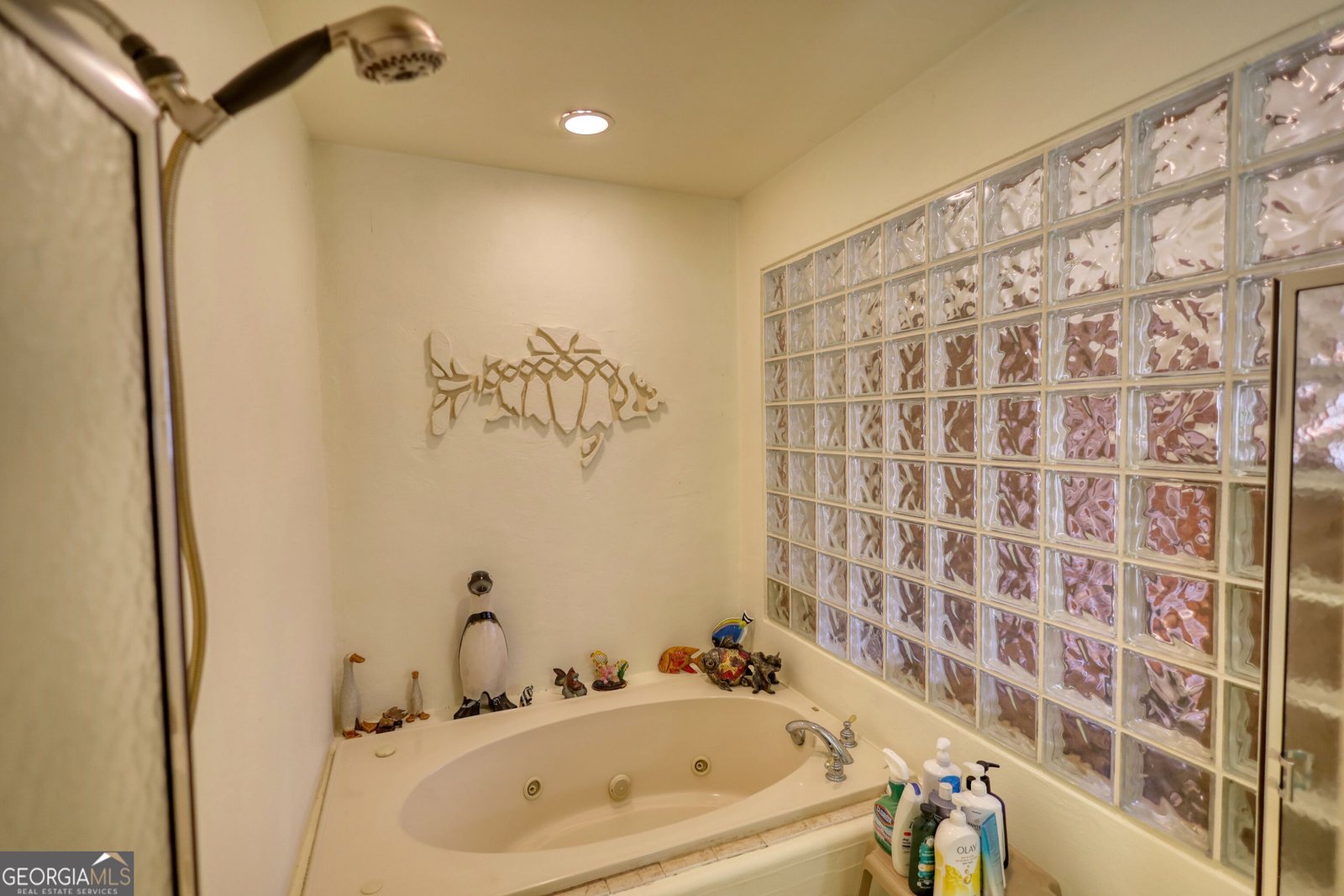 5642 N Highway 212 Covington - 27