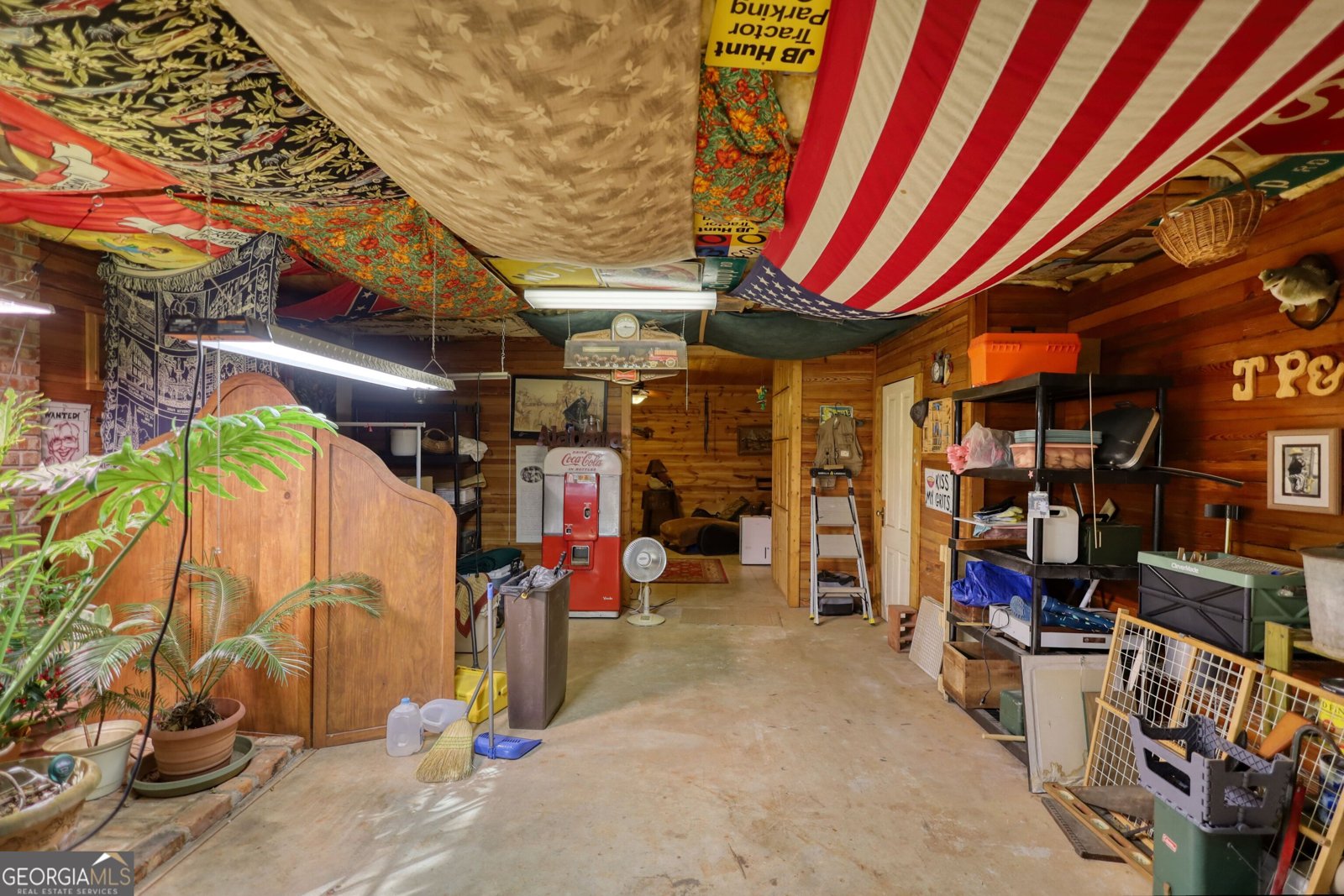 5642 N Highway 212 Covington - 54