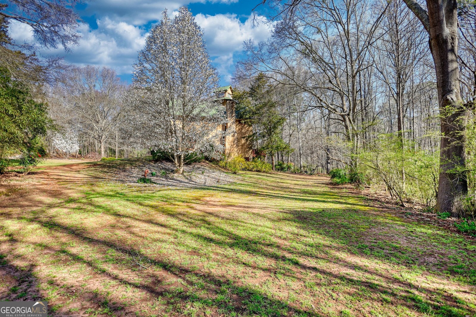 5642 N Highway 212 Covington - 76