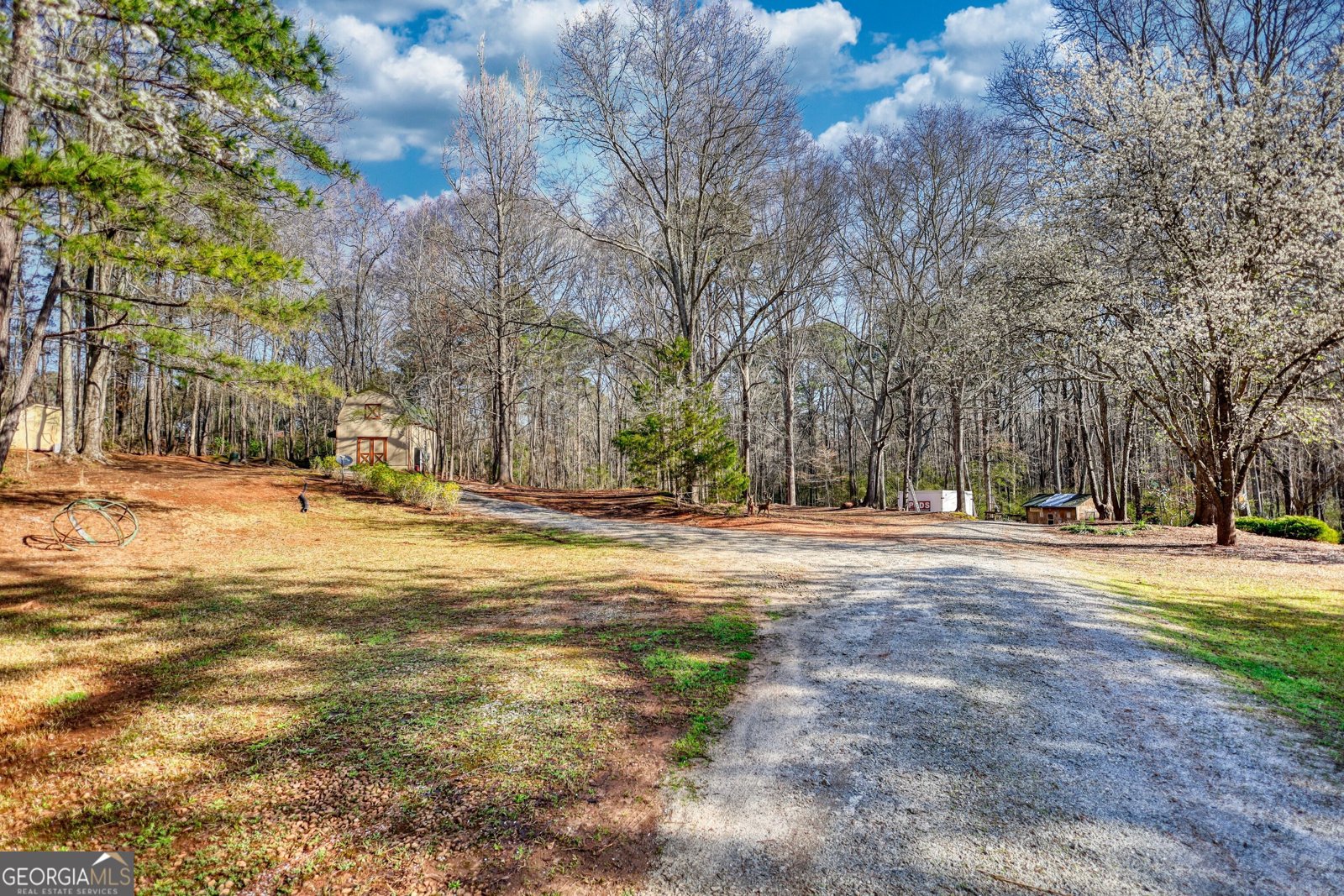 5642 N Highway 212 Covington - 98