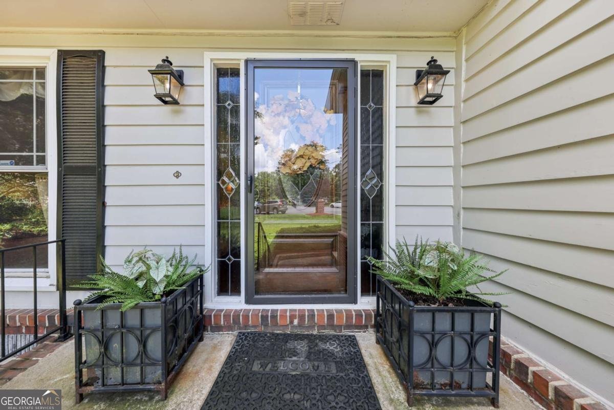 1487 Bend Creek Court Atlanta - 3