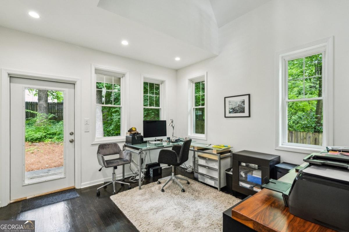 443 Lakeshore Drive Atlanta - 27