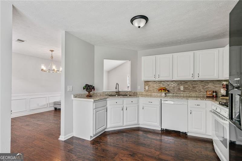 335 Lee Miller Court Suwanee - 13