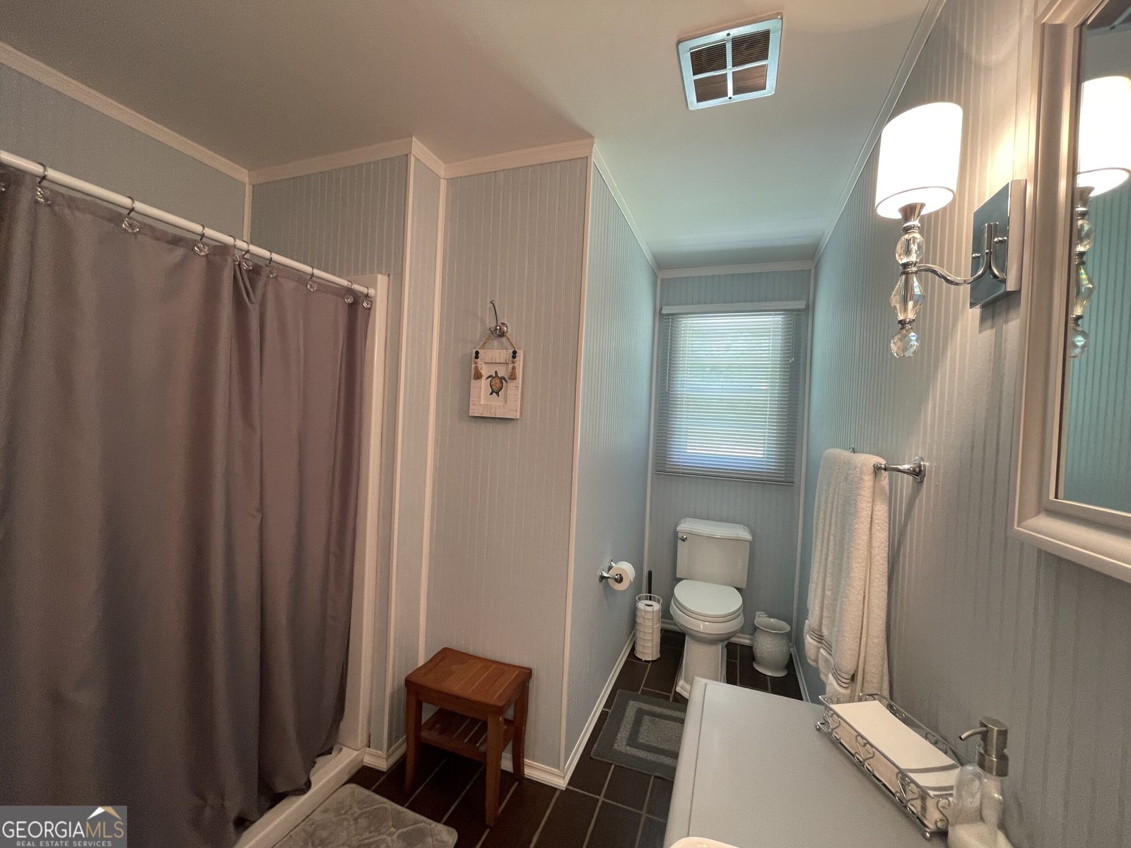 424 Harkins Road Cleveland - 19