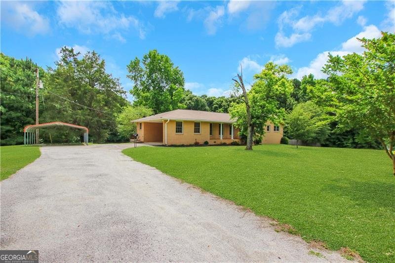 3332 Oak Grove Road Loganville - 27