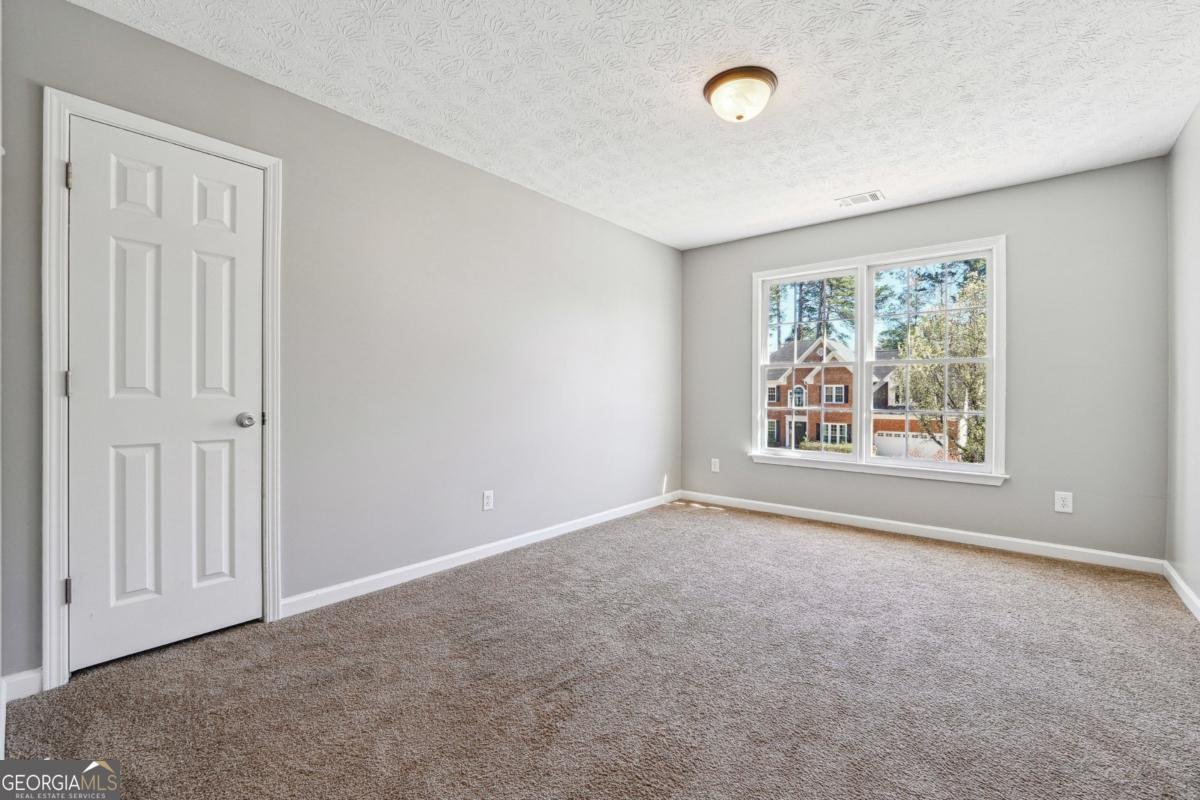 4271 Weston Drive Lilburn - 27