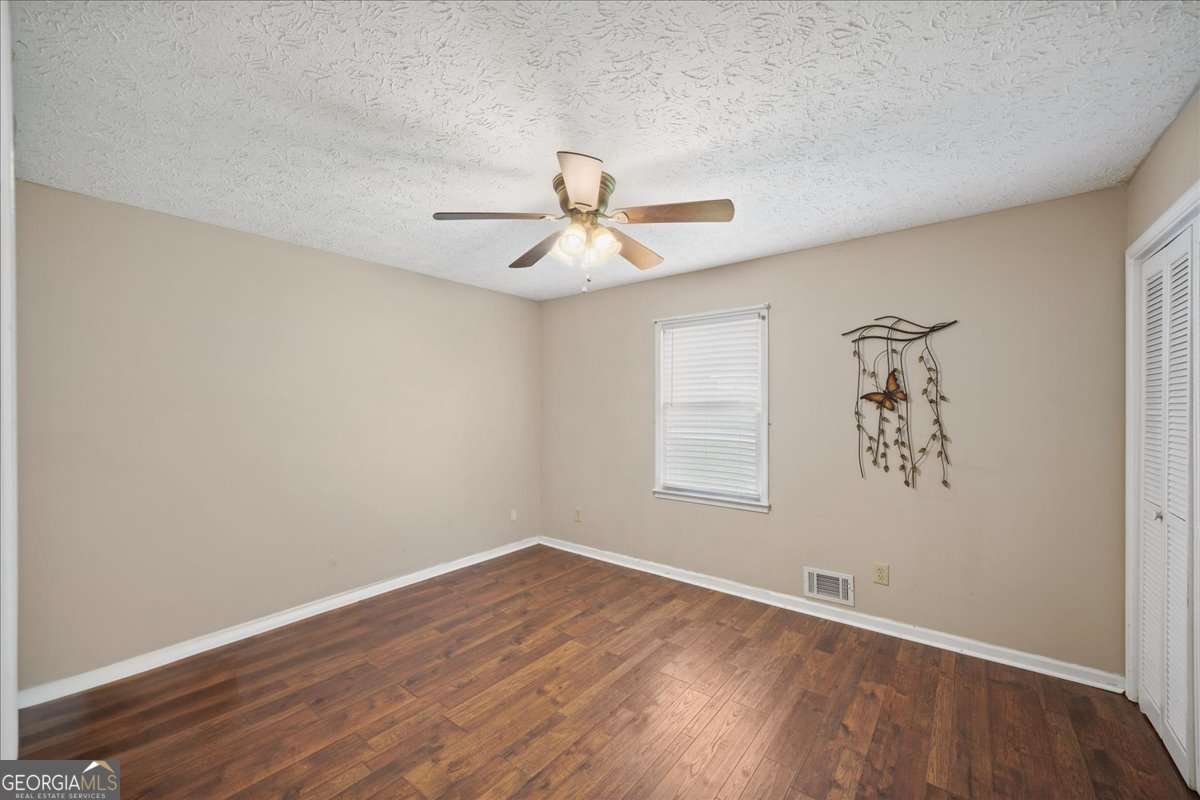 2056 Merle Drive Conyers - 18