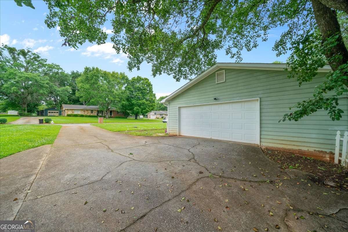 2056 Merle Drive Conyers - 21