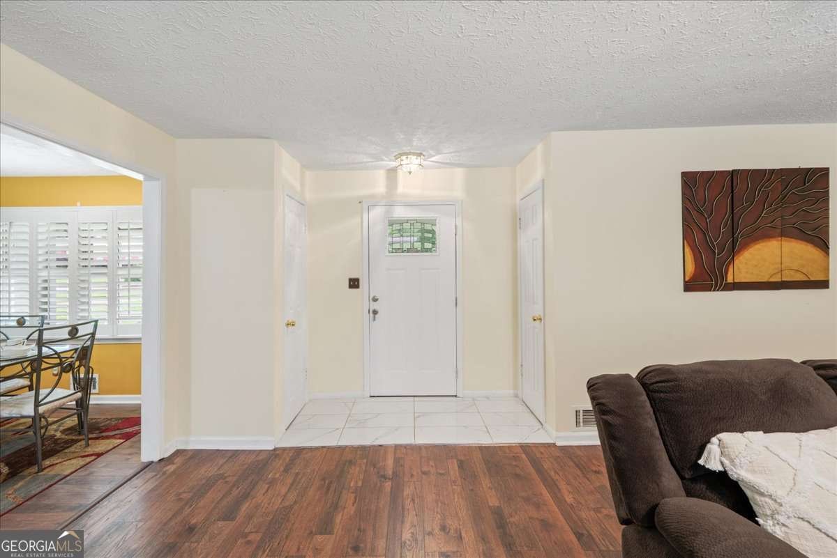 2056 Merle Drive Conyers - 6