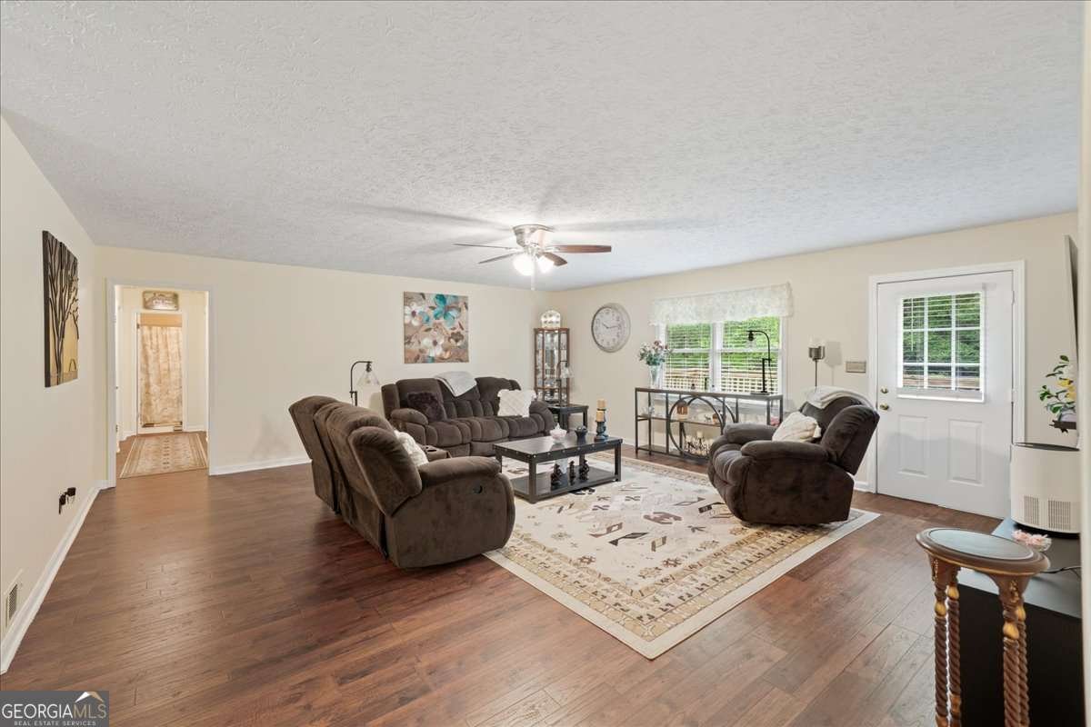 2056 Merle Drive Conyers - 7