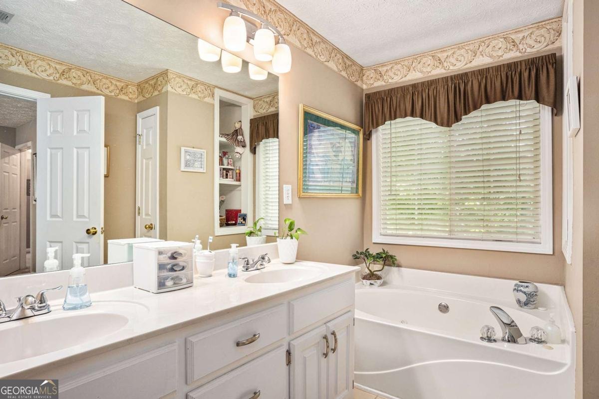 1625 Rushing River Way Suwanee - 16