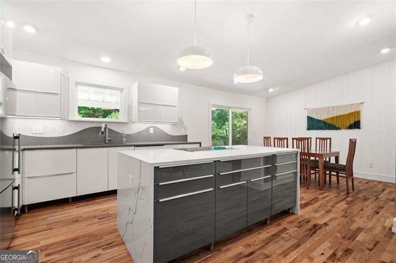 1492 SAGEWOOD Circle Stone Mountain - 4