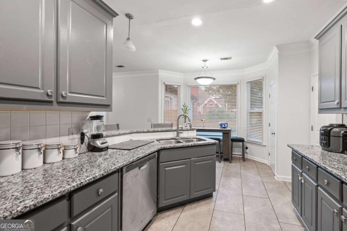 4186 Stillwater Point Ellenwood - 8
