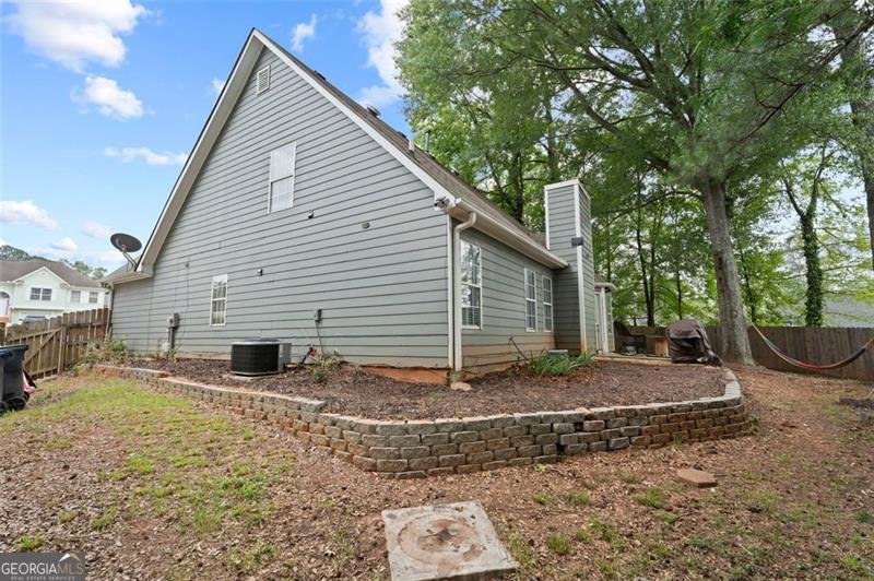 565 SAINT JAMES Court Lawrenceville - 1