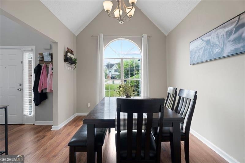 565 SAINT JAMES Court Lawrenceville - 25