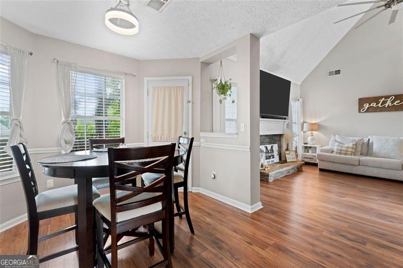565 SAINT JAMES Court Lawrenceville - 33