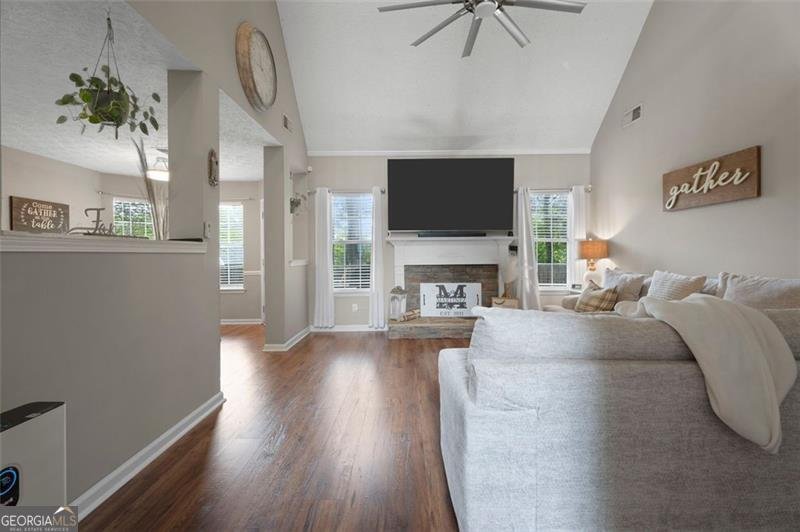 565 SAINT JAMES Court Lawrenceville - 37