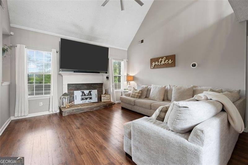 565 SAINT JAMES Court Lawrenceville - 38