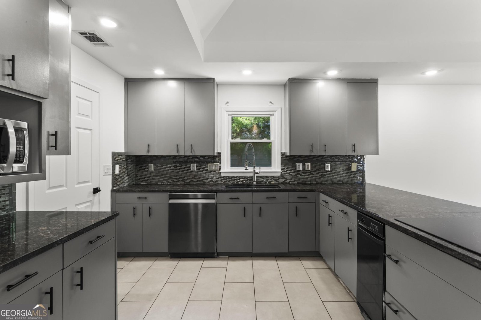4212 Burns Heritage Trail Roswell - 11