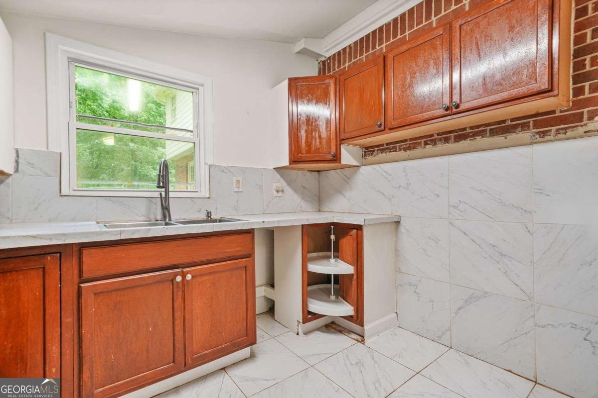 574 Hickory Hills Court Stone Mountain - 11