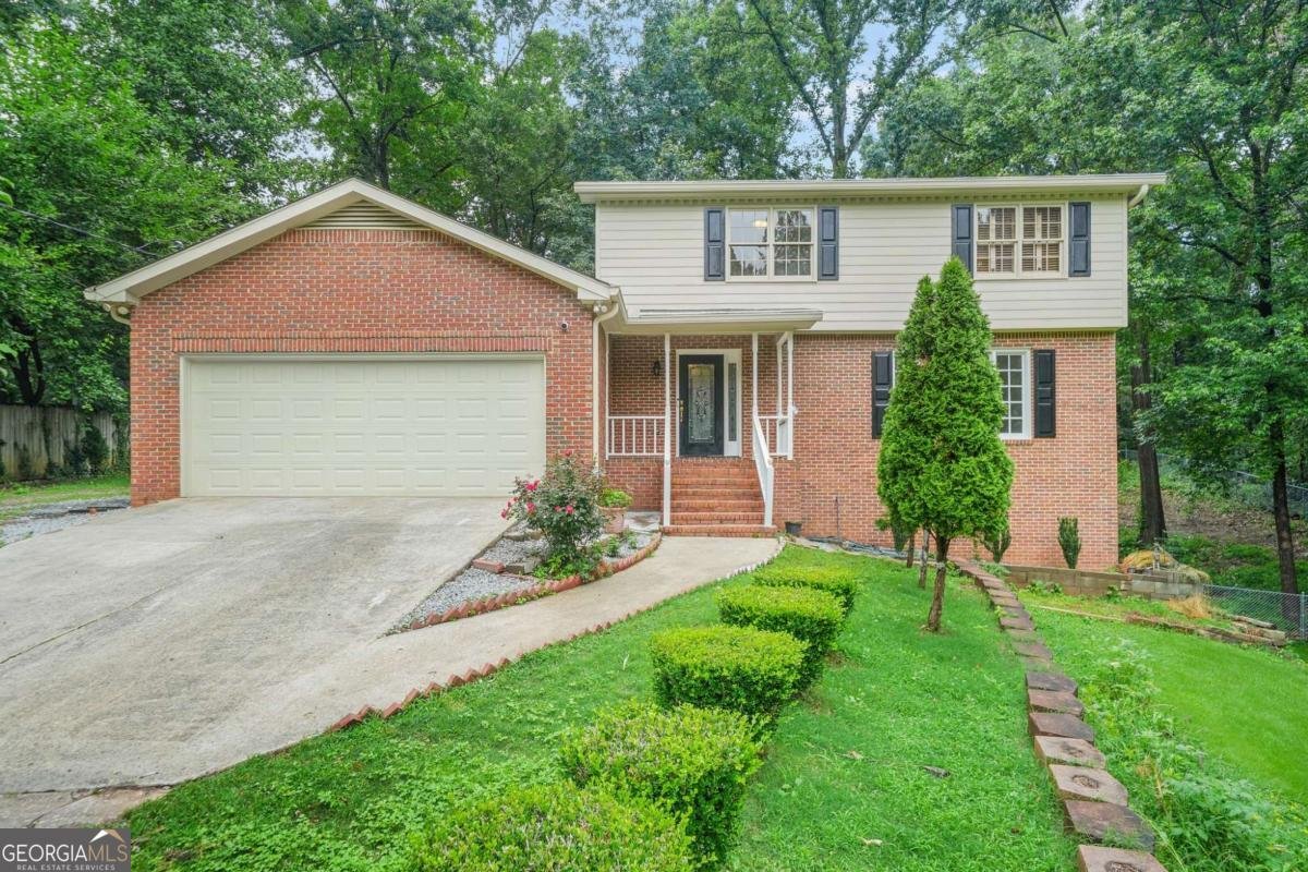574 Hickory Hills Court Stone Mountain - 2